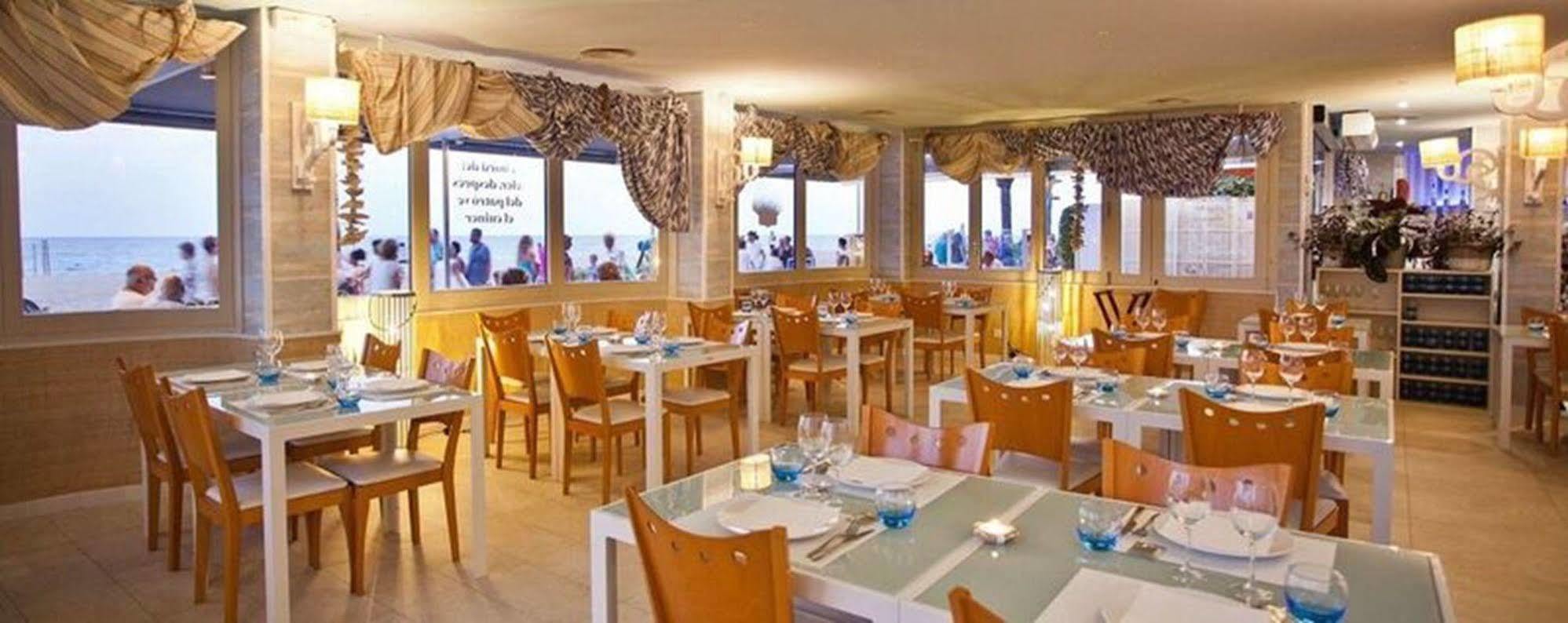 Akquaaa Boutique Hotel