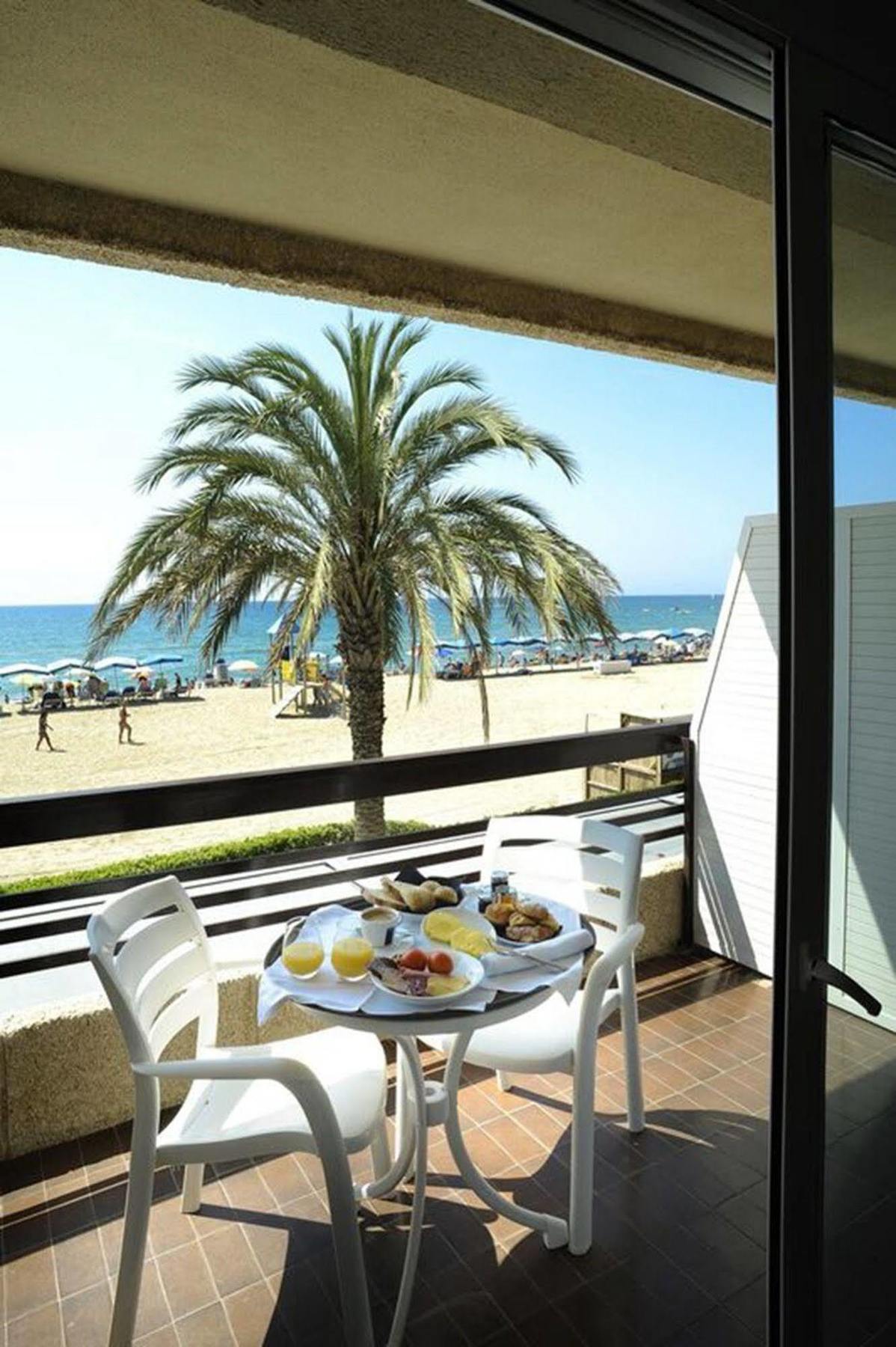 Akquaaa Boutique Hotel 4*