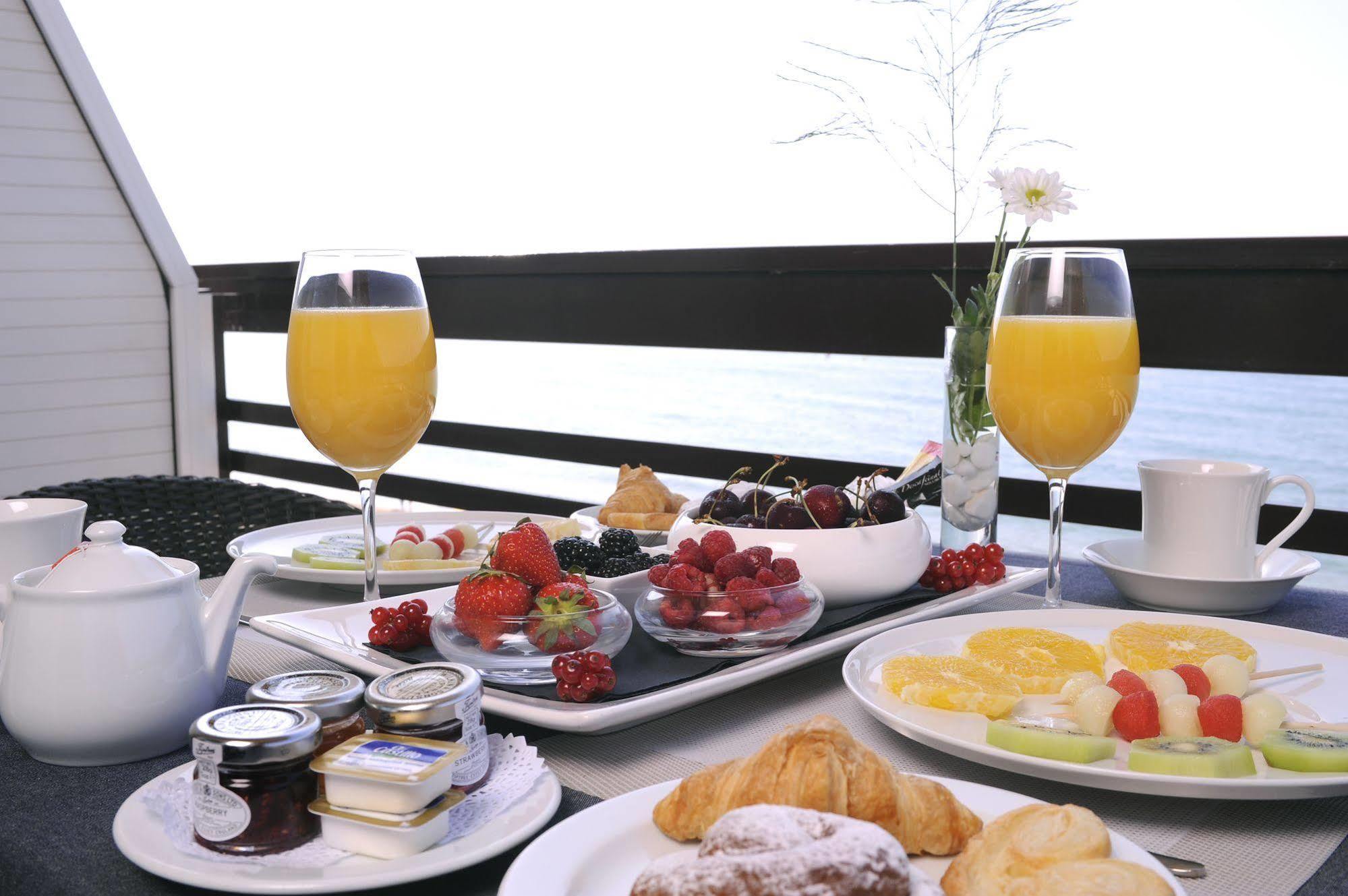 Akquaaa Boutique Hotel